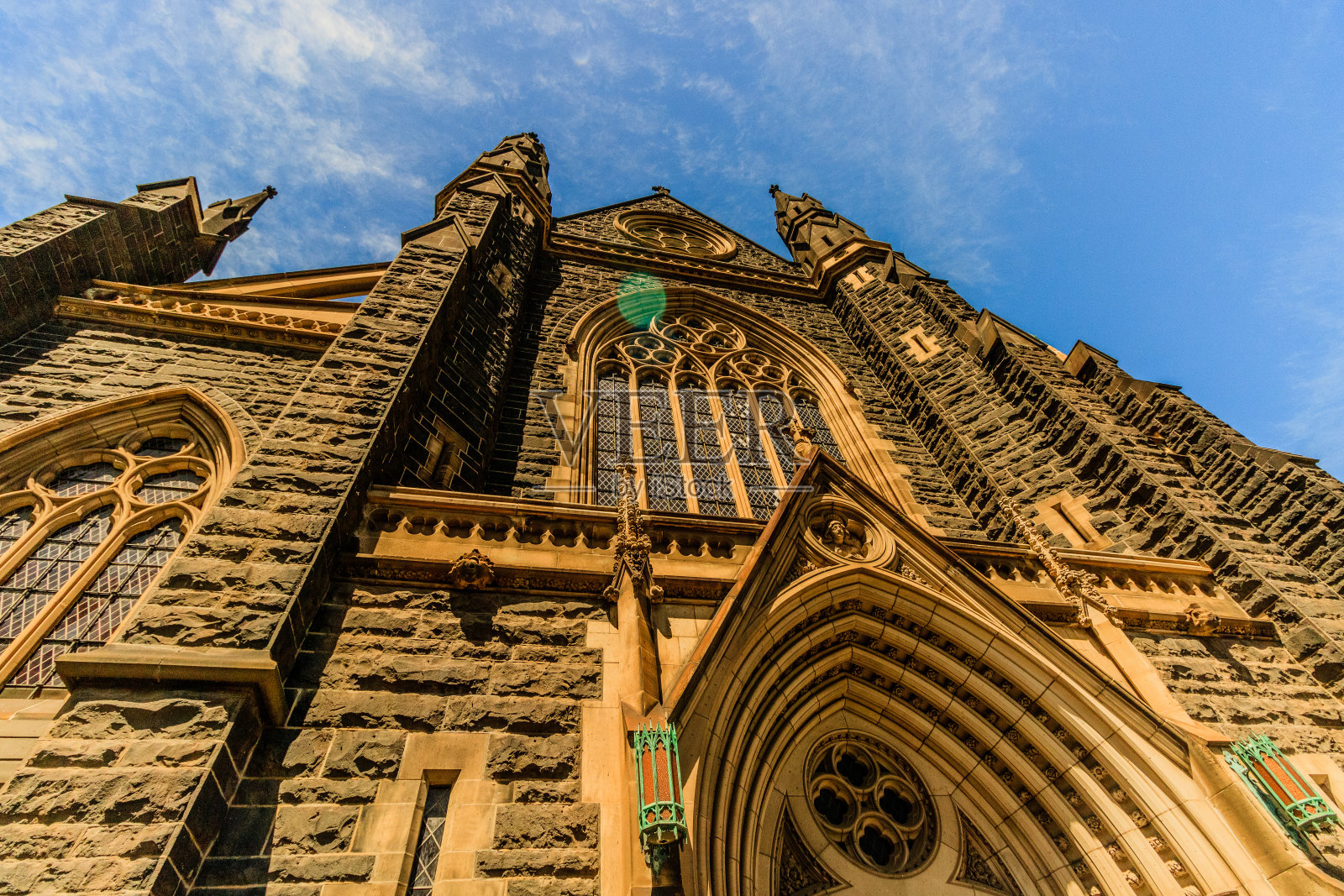 澳大利亚-墨尔本市2017。墨尔本旅游照片。澳大利亚维多利亚州墨尔本的圣帕特里克罗马天主教大教堂照片摄影图片