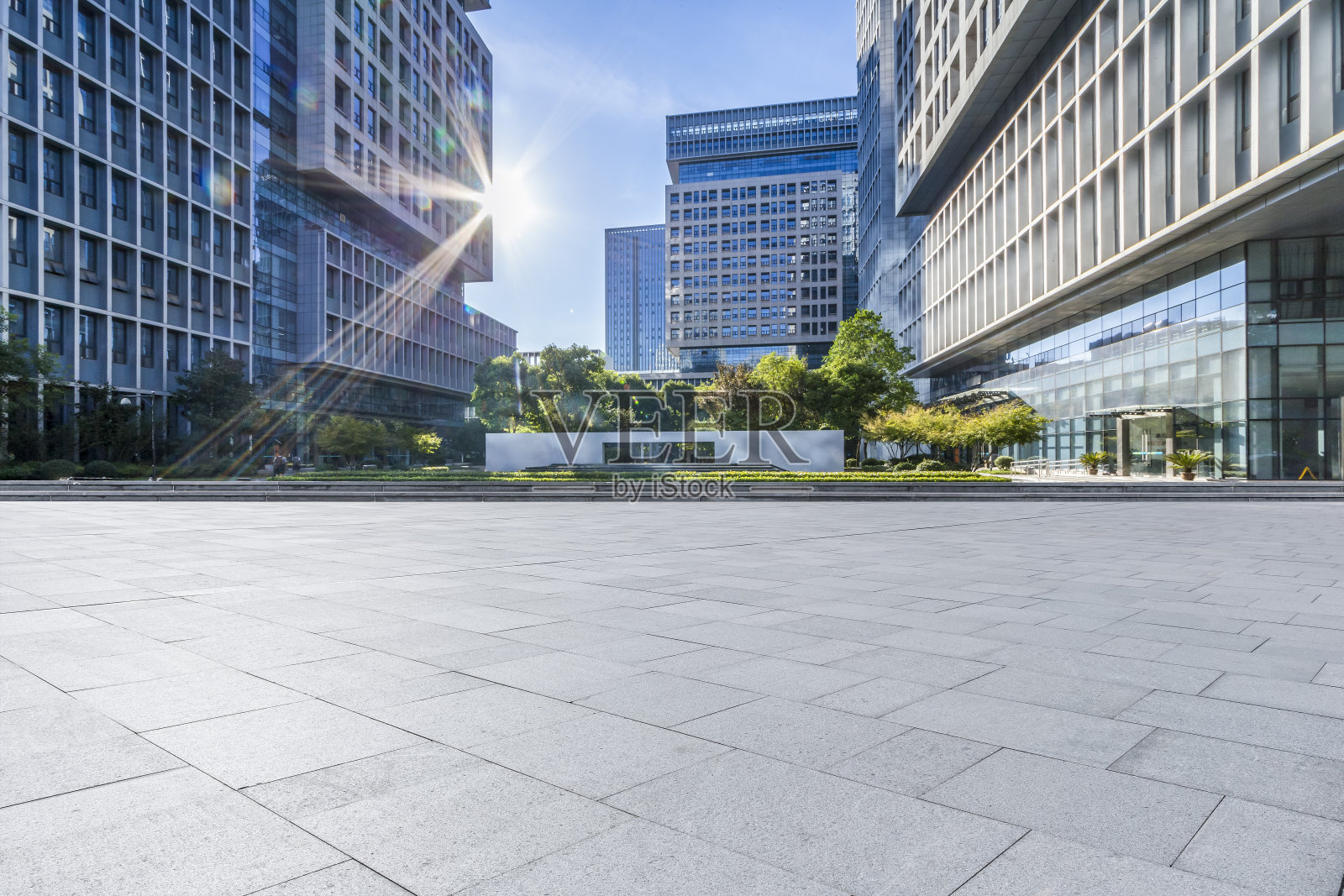 空置楼层与现代商务办公大楼照片摄影图片