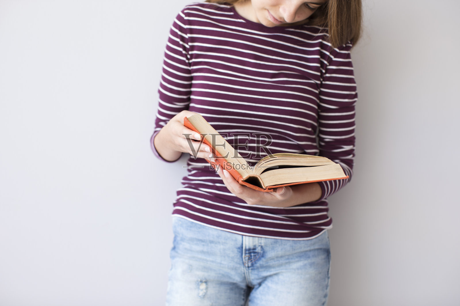 读书的学生照片摄影图片