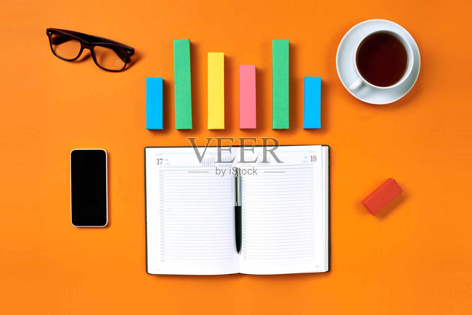 财务纸面条形图照片摄影图片