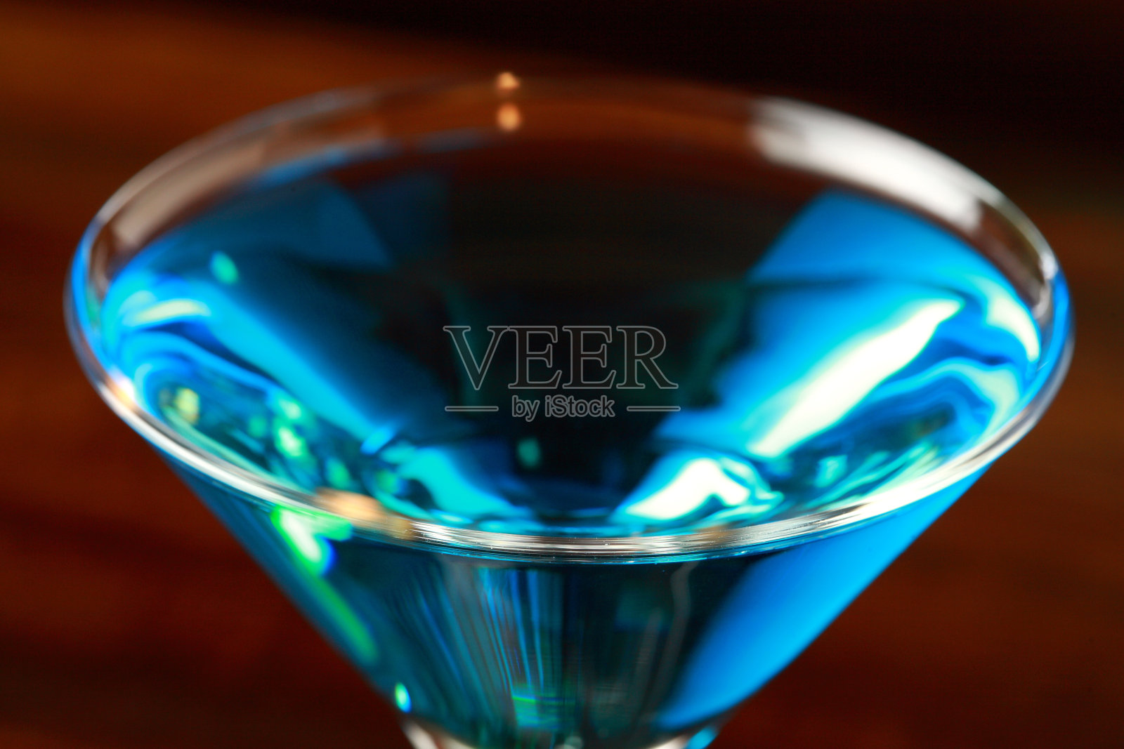 桌上饮料特写镜头照片摄影图片