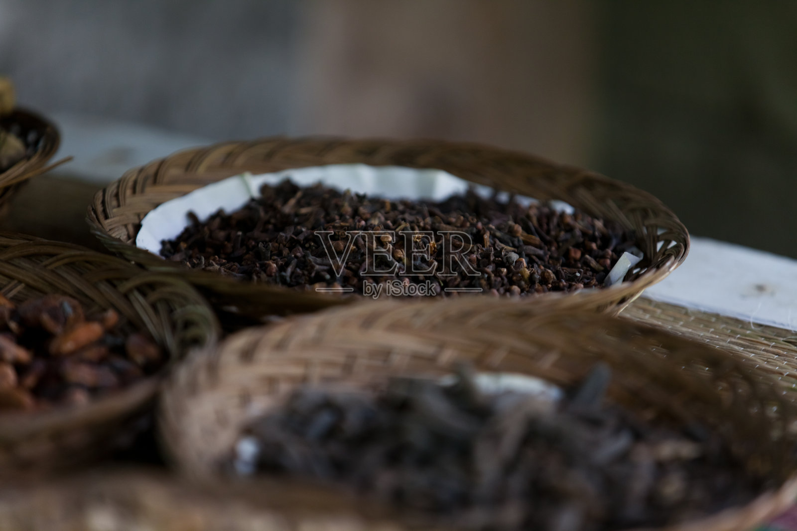 新鲜的康乃馨种子照片摄影图片