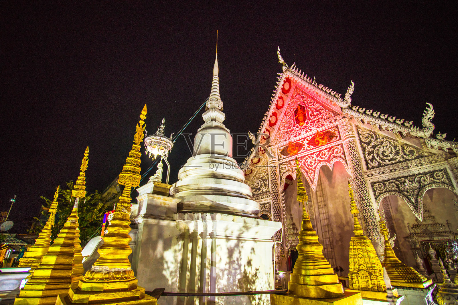 泰国,兰庞,Wat Chiangrai (Chiangrai Temple)照片摄影图片
