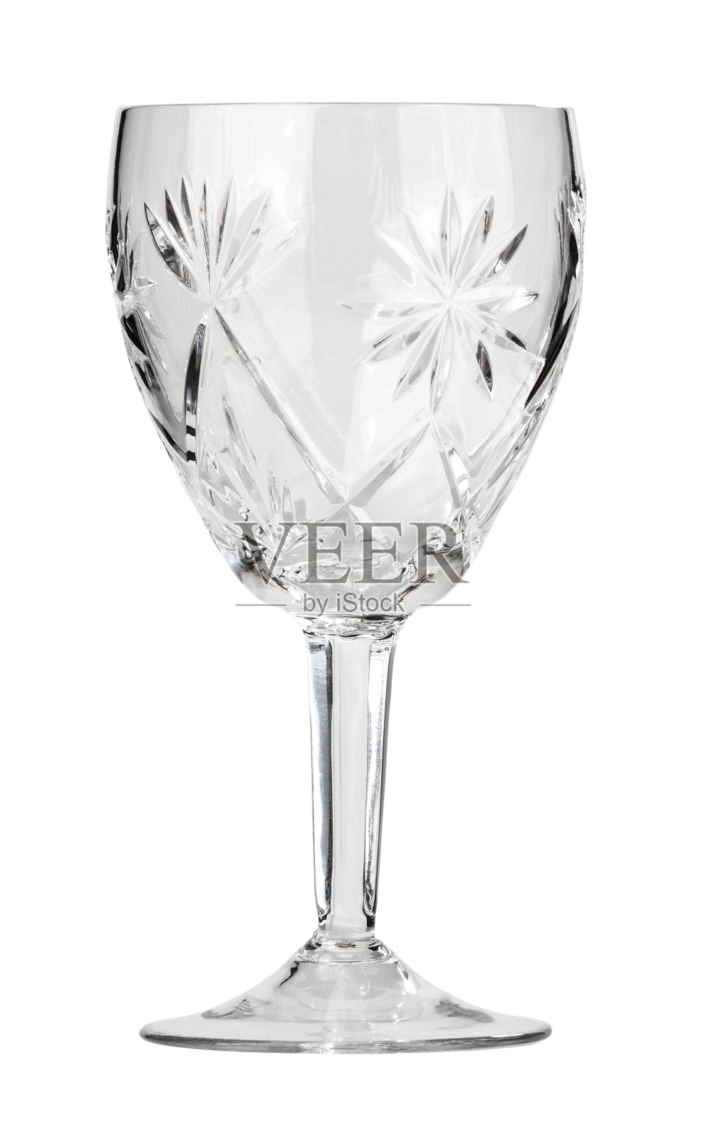 空老水晶酒杯白色背景。照片摄影图片