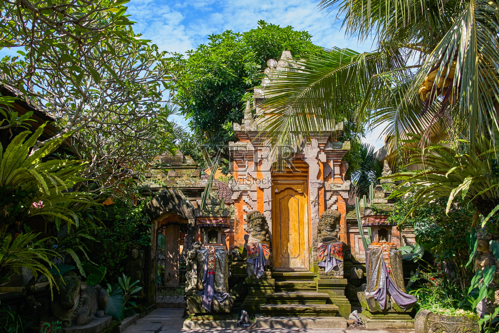 乌布皇室宫殿,巴厘岛,印度尼西亚照片摄影图片