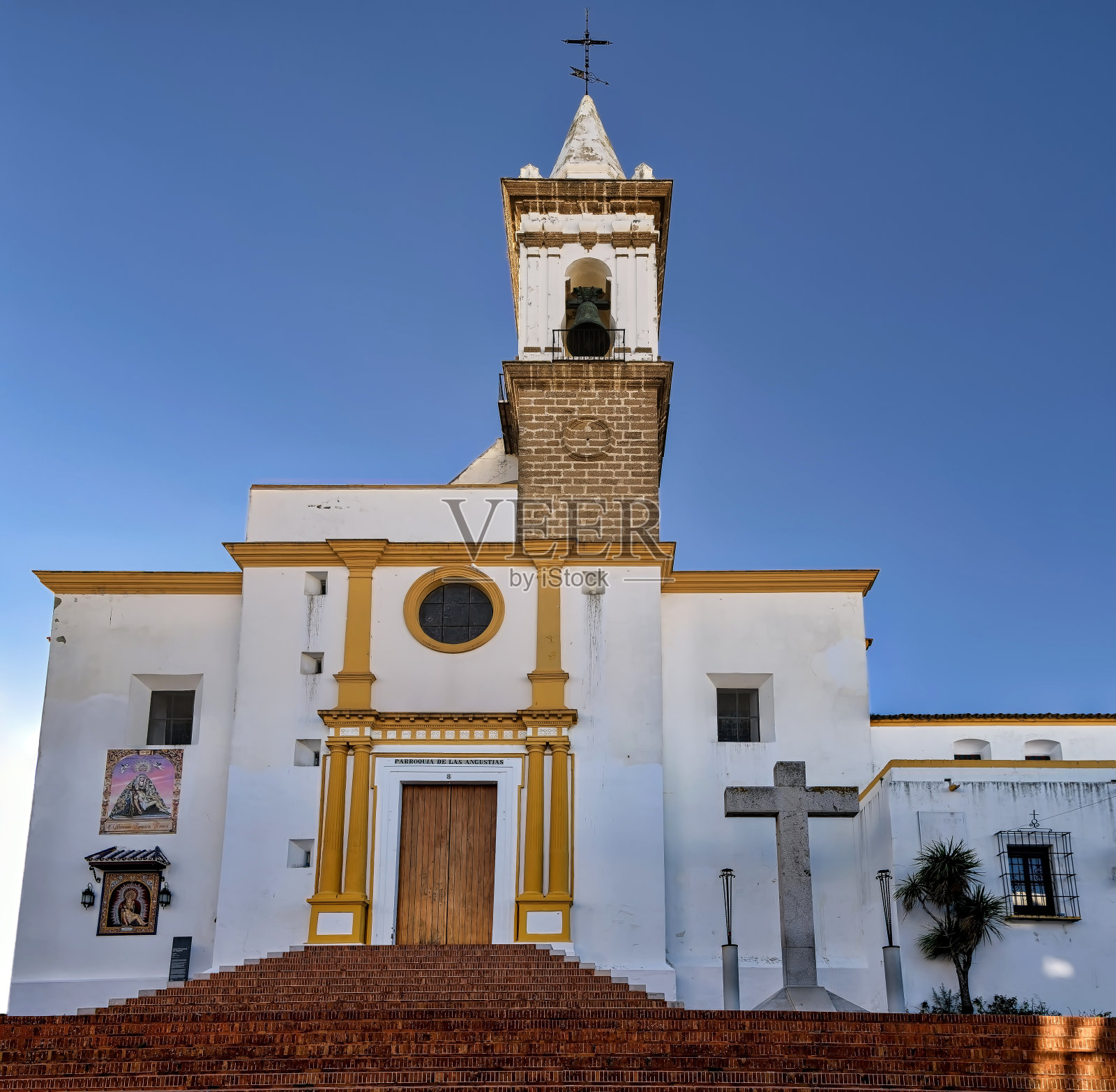 西班牙Huelva ayamont的Our Lady of Angustias教堂。照片摄影图片