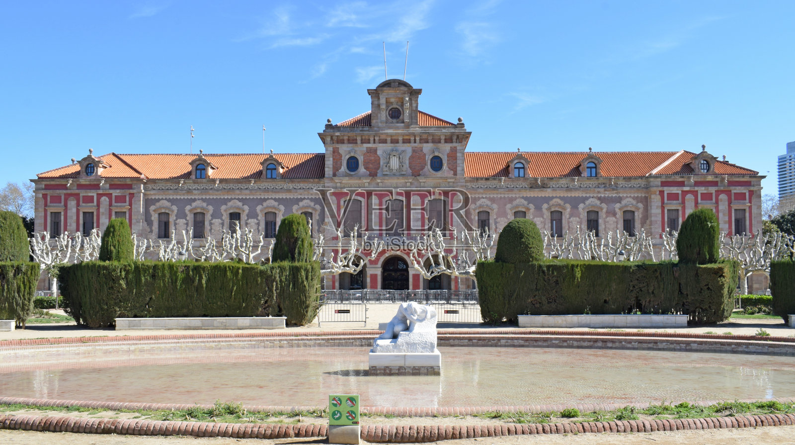 加泰罗尼亚议会和巴塞罗那Ciutadella公园照片摄影图片