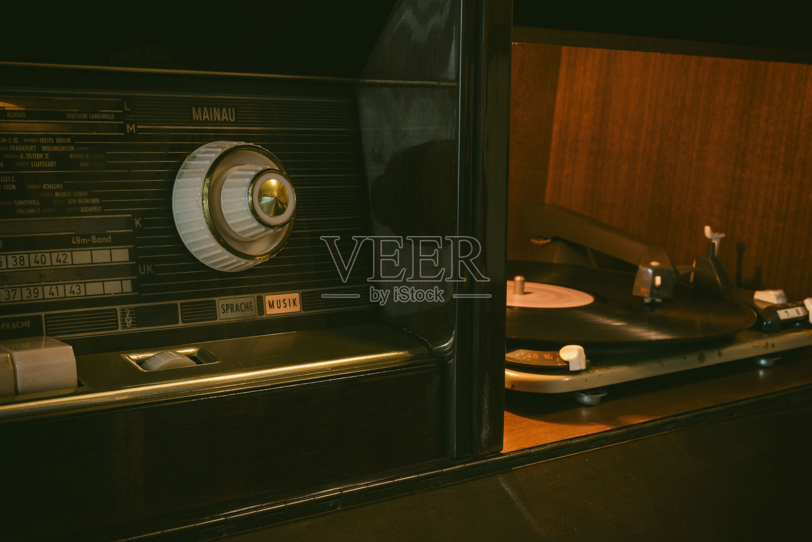 经典的广播照片摄影图片