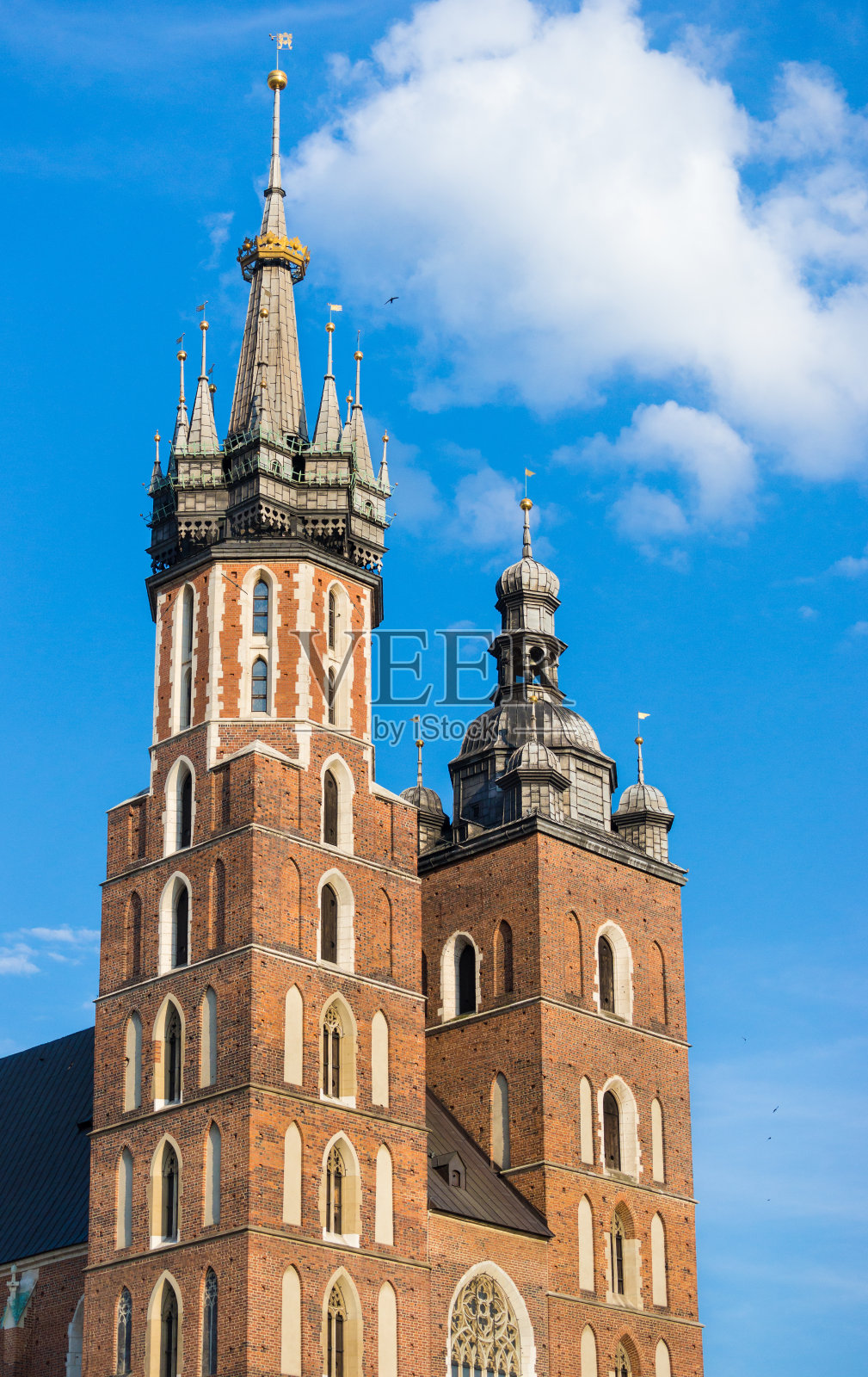 圣玛丽大教堂的双塔,Kraków,波兰照片摄影图片