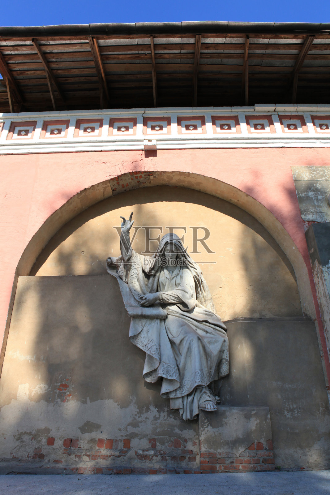 这是1931年莫斯科基督救世主神庙爆炸后被毁的高浮雕。照片摄影图片