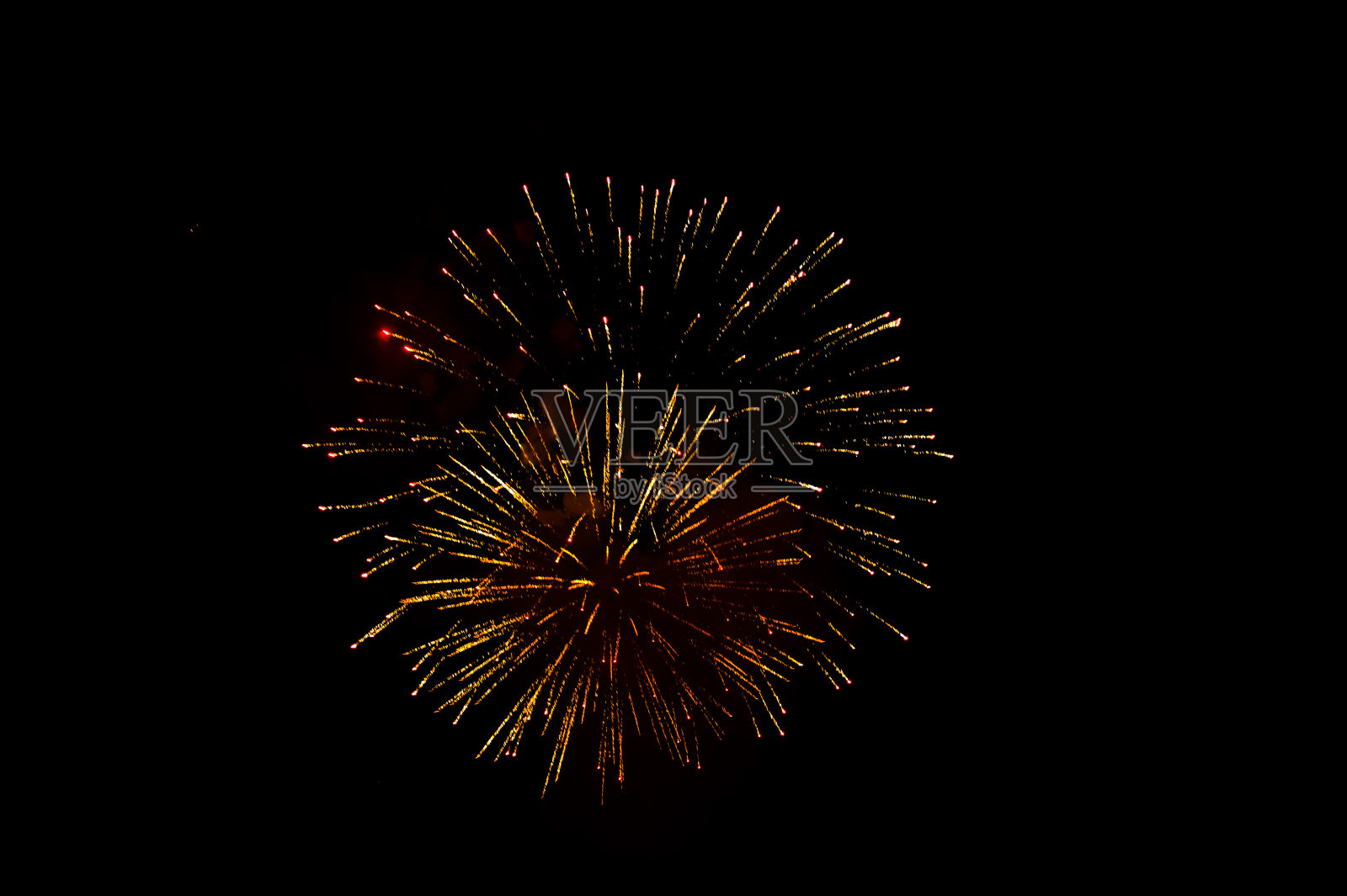 烟花在夜空中照片摄影图片