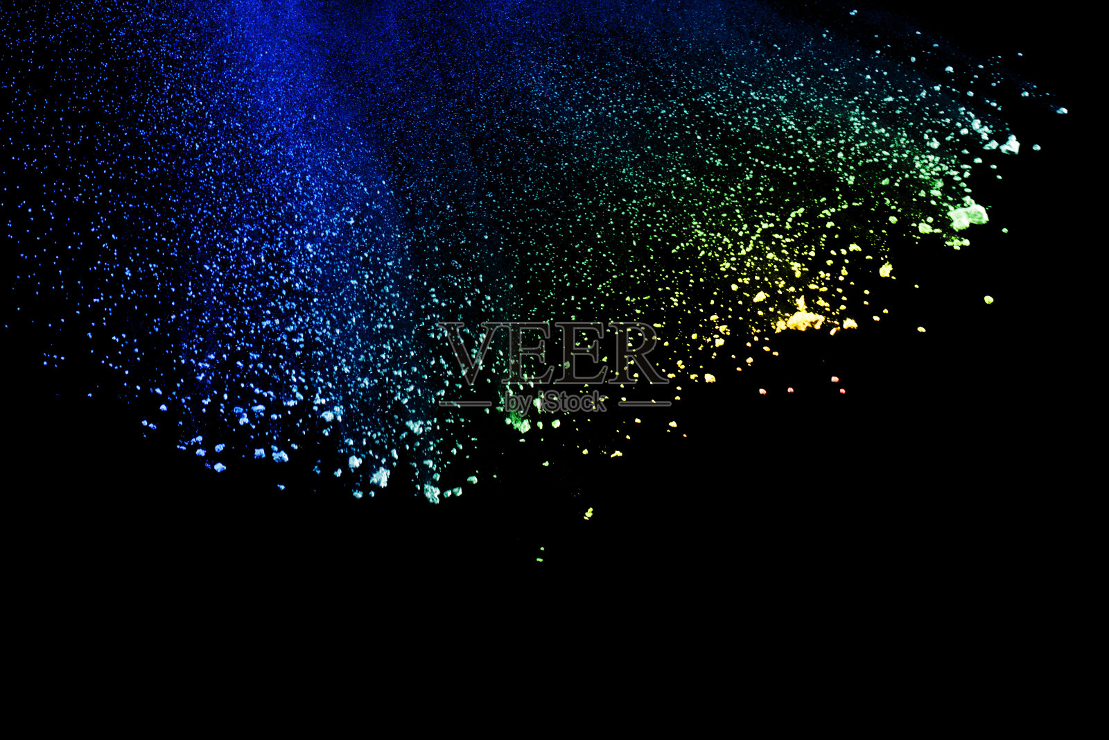 冷冻运动的彩色粉末飞溅。彩色尘埃爆炸背景。照片摄影图片