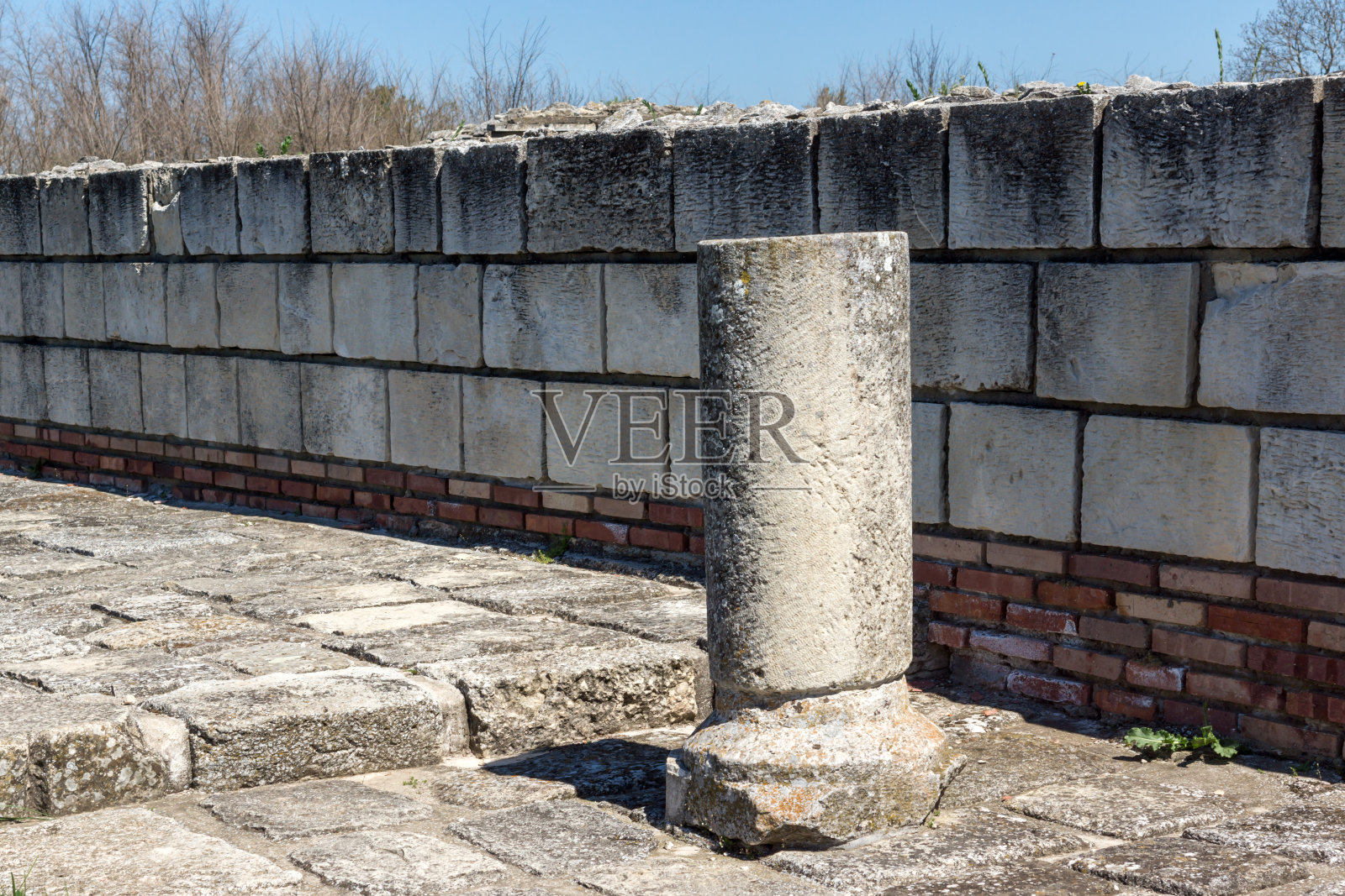 位于保加利亚第一帝国首都附近的大教堂遗址,保加利亚照片摄影图片