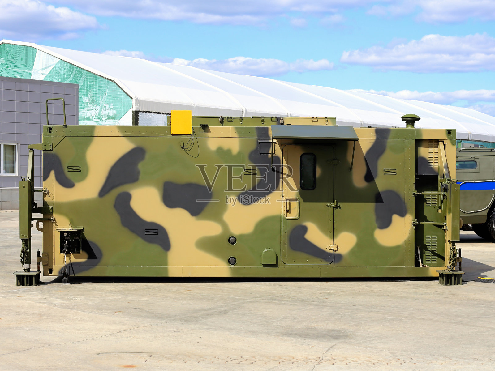 金属作用照片摄影图片