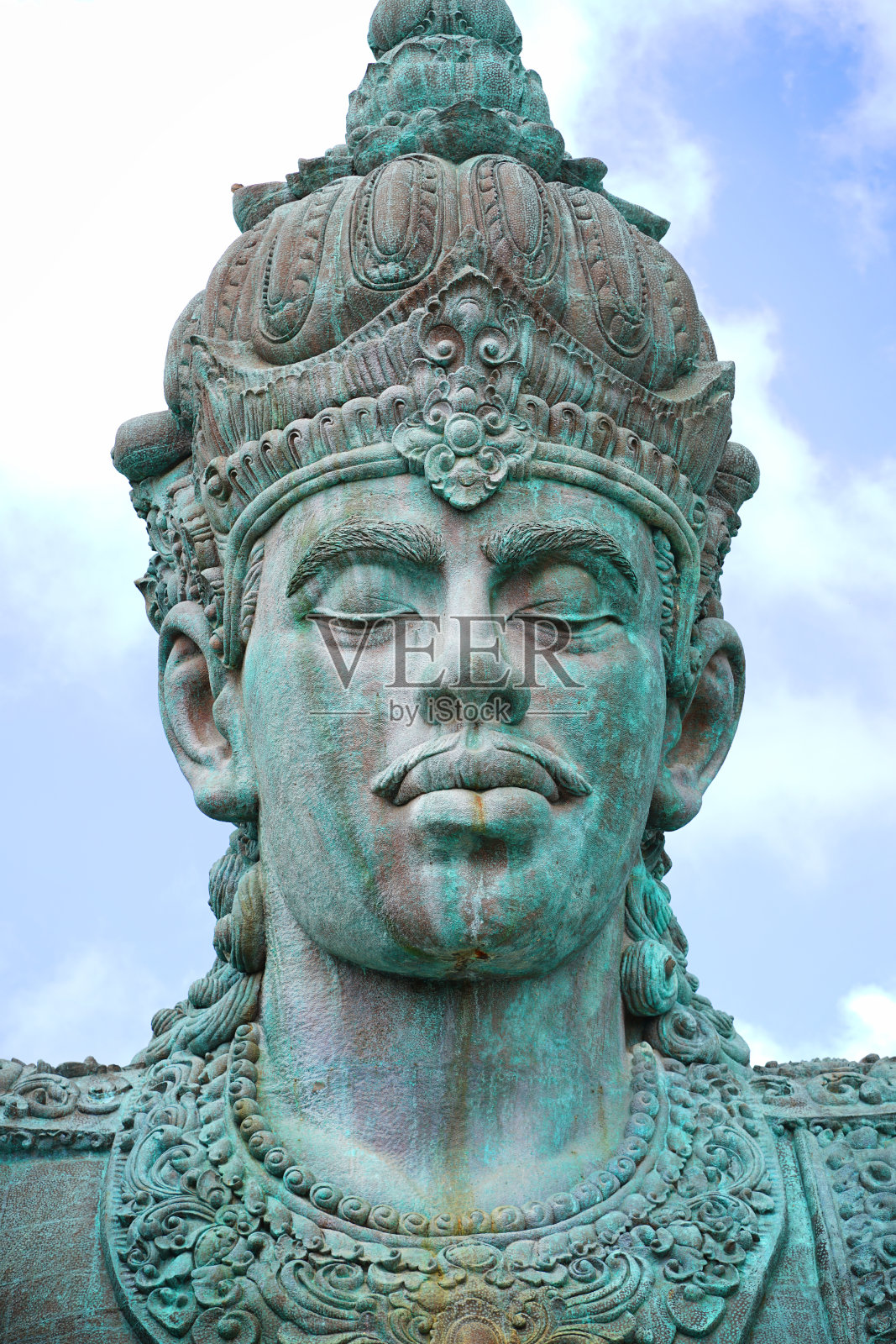近距离接触巴厘岛印尼Garuda Wisnu Kencana Face照片摄影图片
