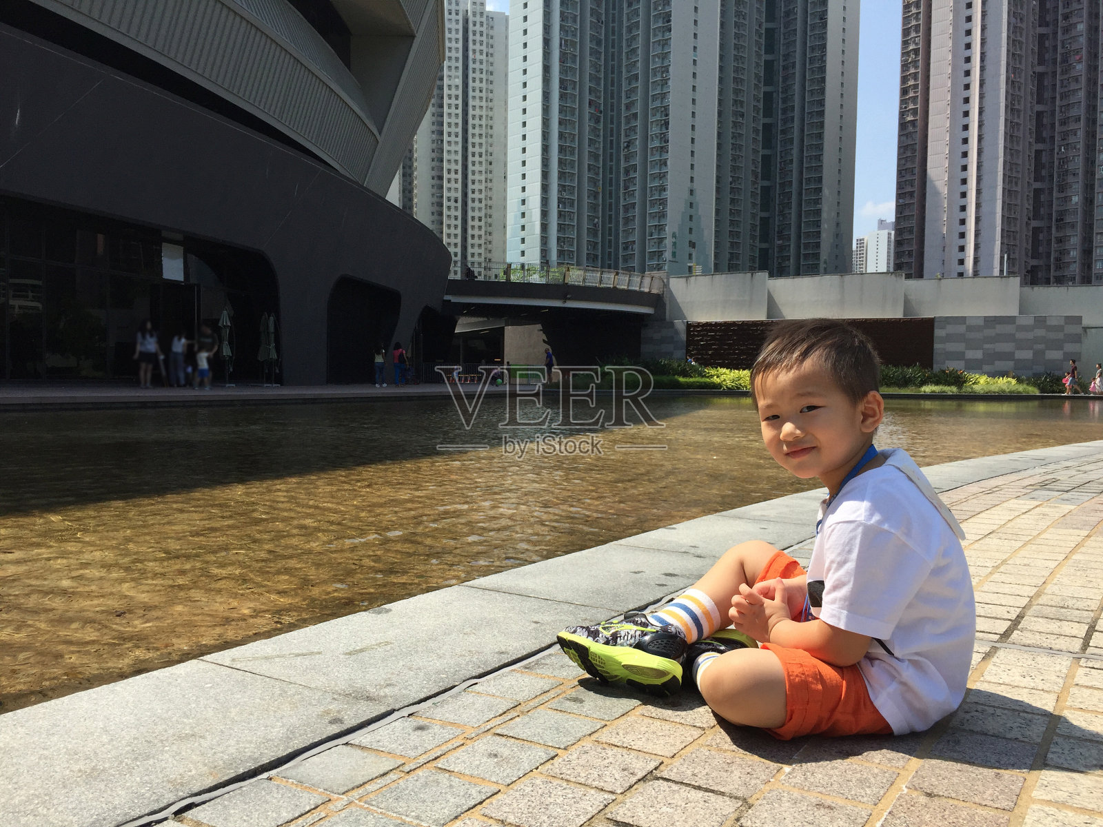 漂亮的微笑的孩子照片摄影图片