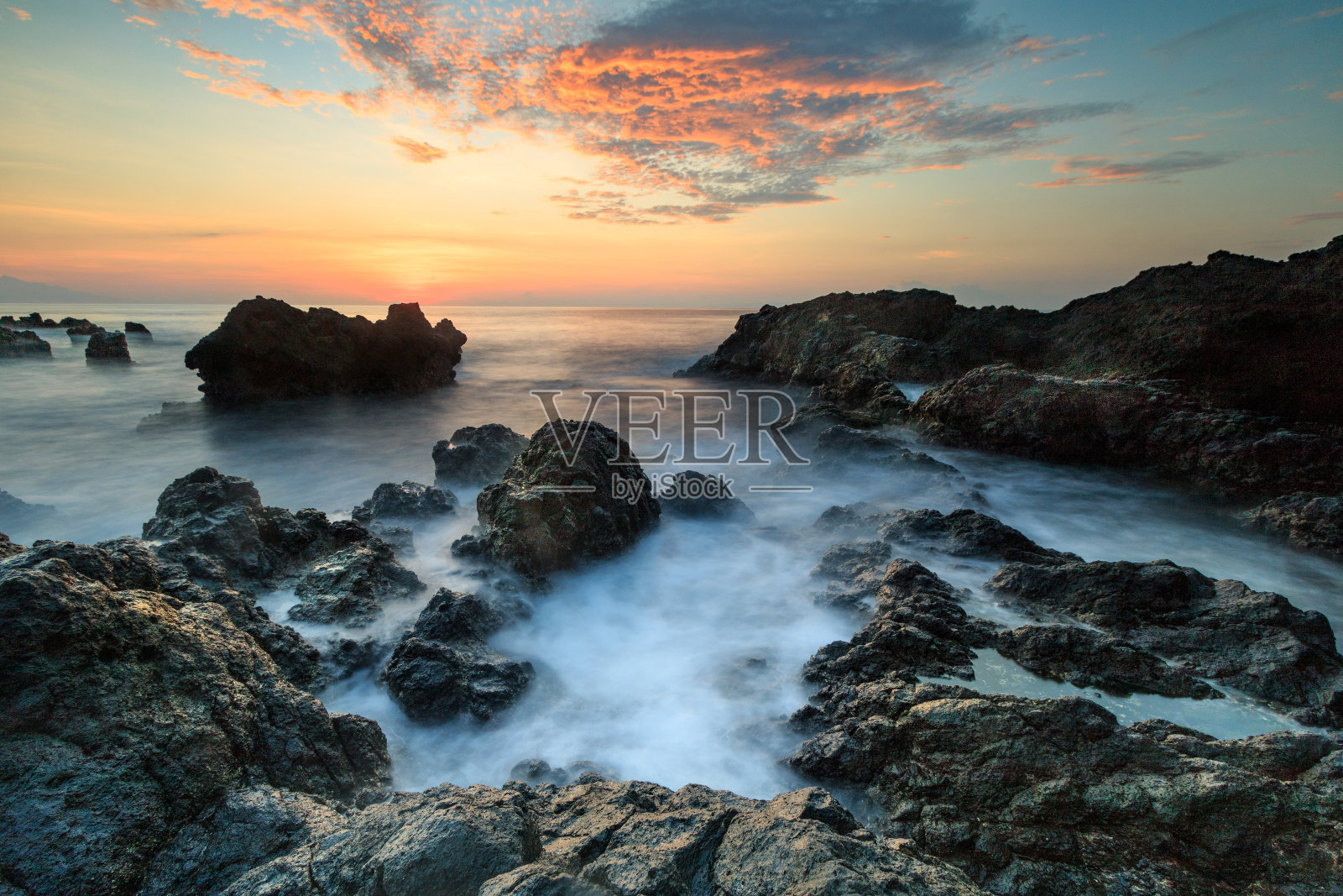 夕阳的颜色照片摄影图片