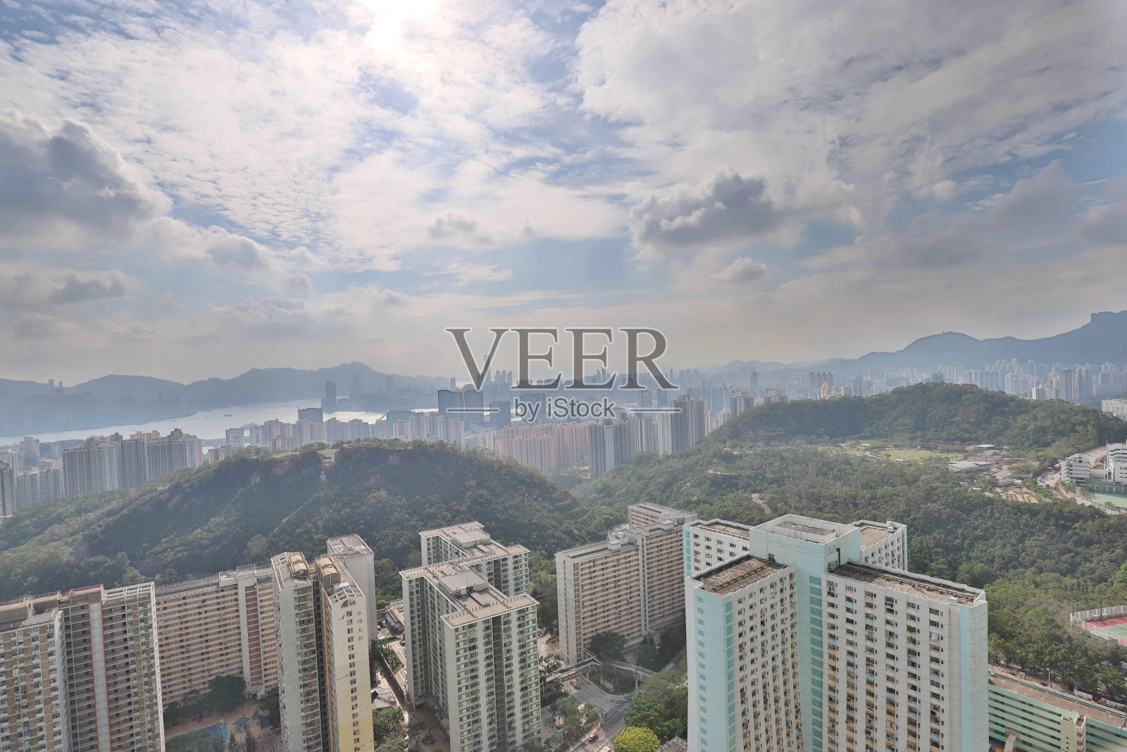 位于东面的九龙天际线观景台照片摄影图片