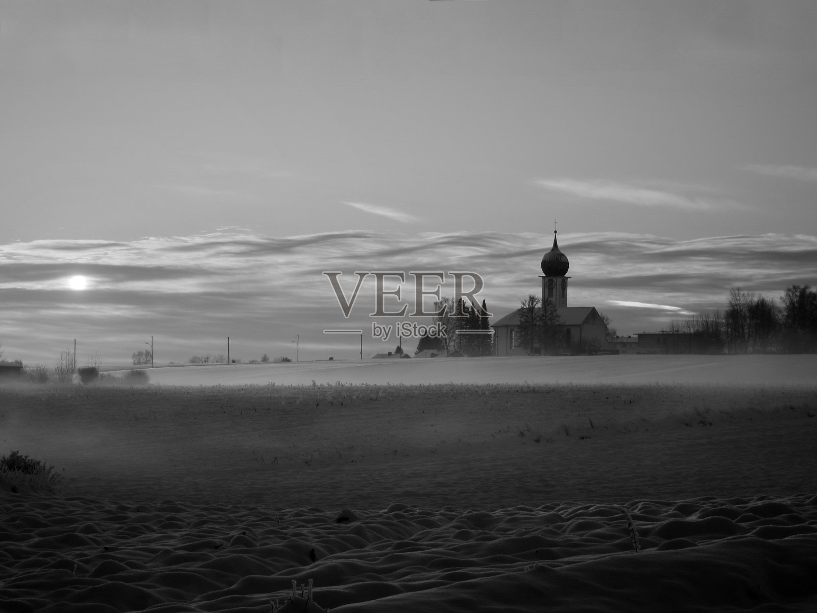 教堂在日出。巴伐利亚,德国。照片摄影图片