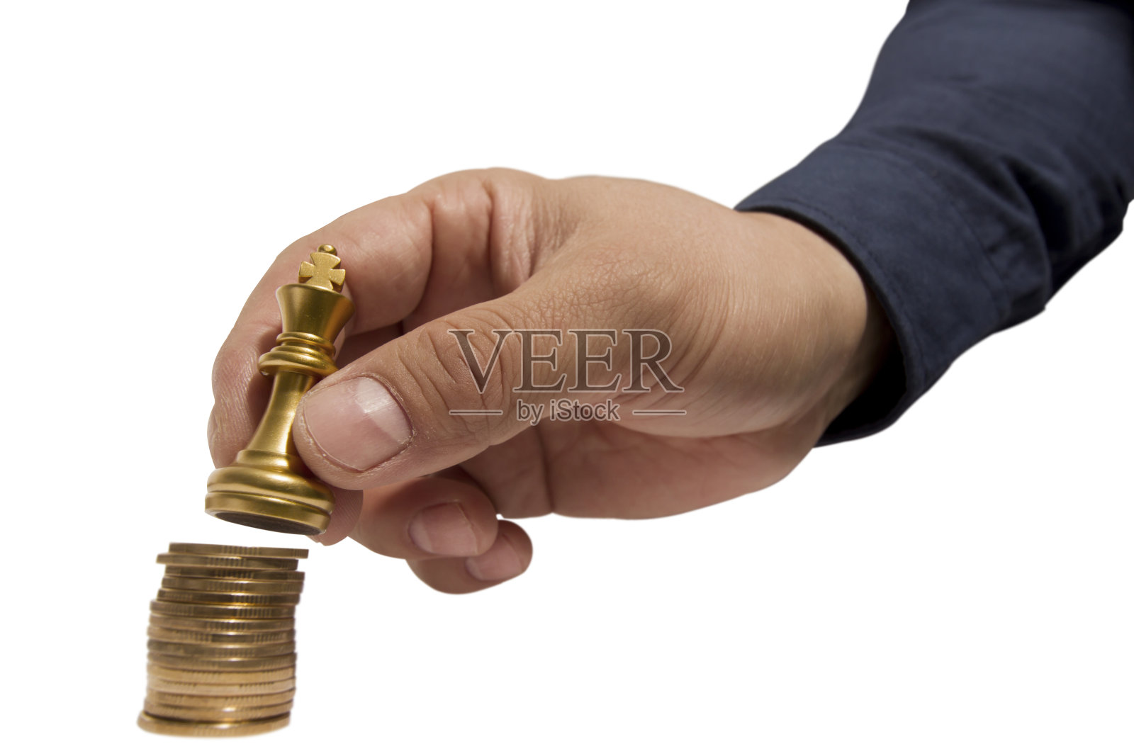 站在金币上,获得成功,金钱财富的力量照片摄影图片