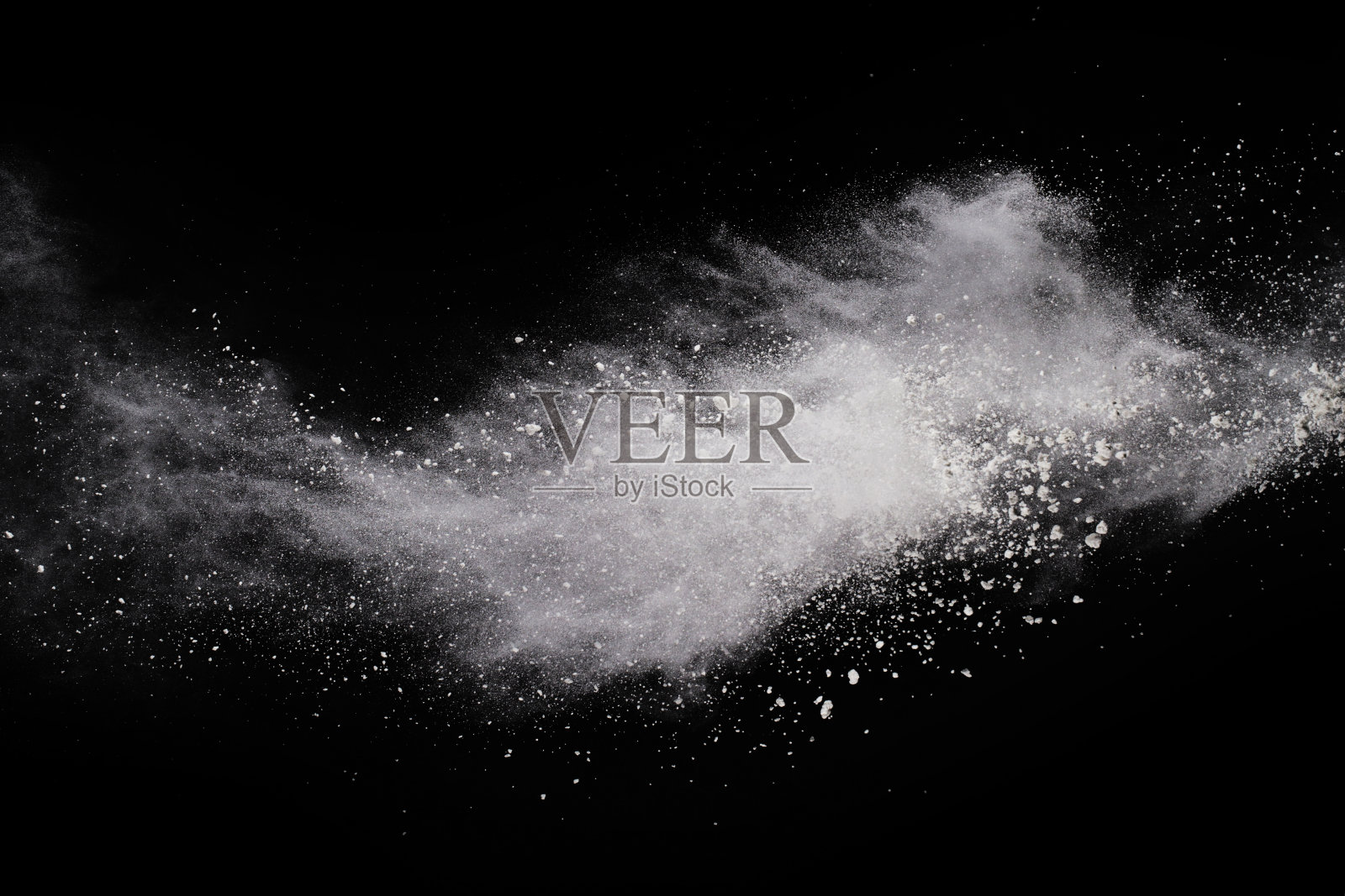 白色背景上白色粉末爆炸。彩色的云。色彩斑斓的粉尘爆炸。油漆胡里节。照片摄影图片