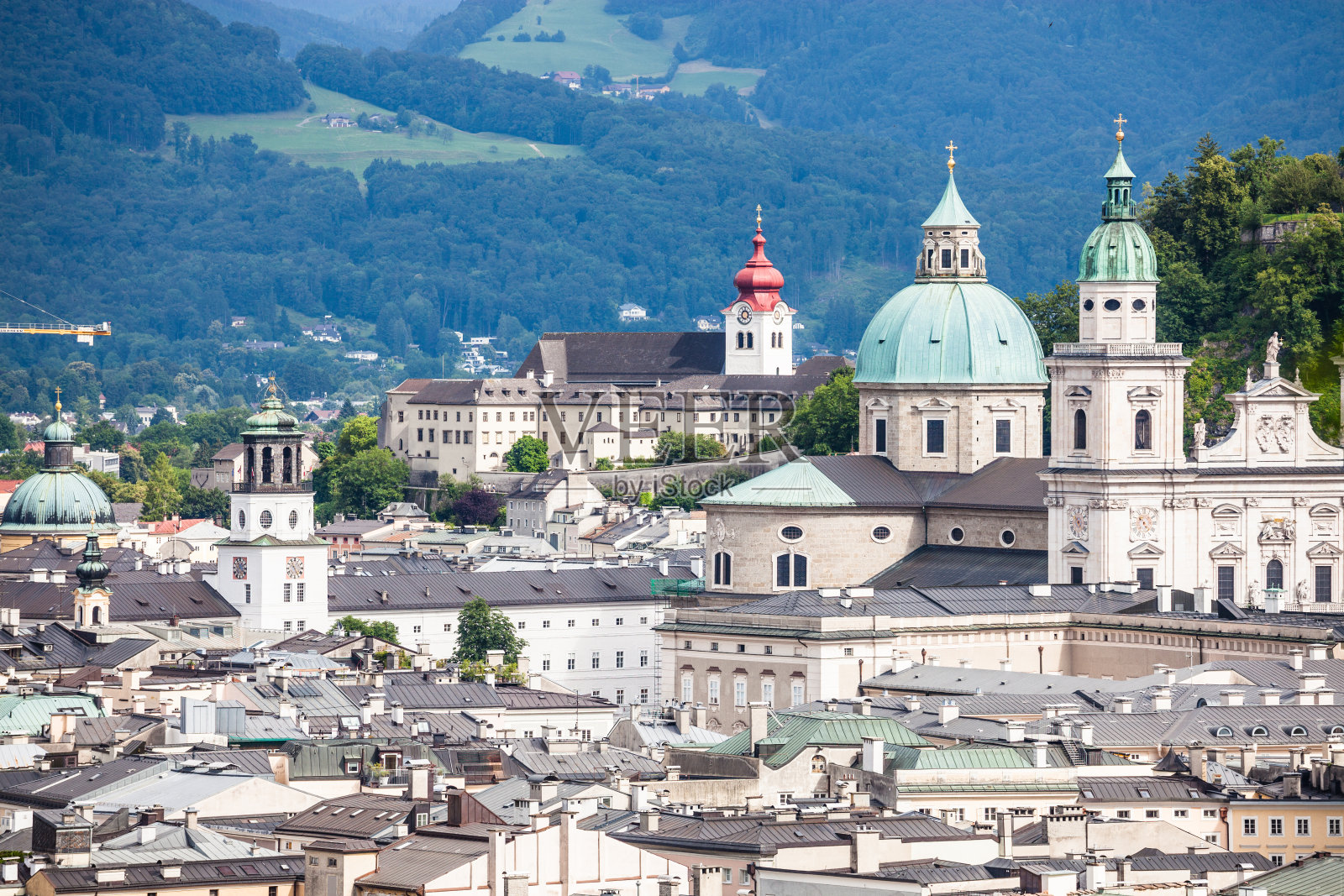 萨尔茨堡老城全景,奥地利照片摄影图片