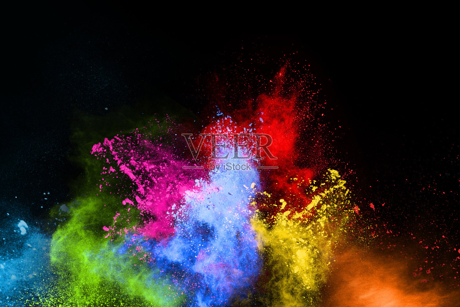 黑色背景上的彩色粉尘爆炸。抽象的粉末溅射背景,冷冻运动的彩色粉末爆炸/投掷彩色粉末,多色闪光纹理。照片摄影图片