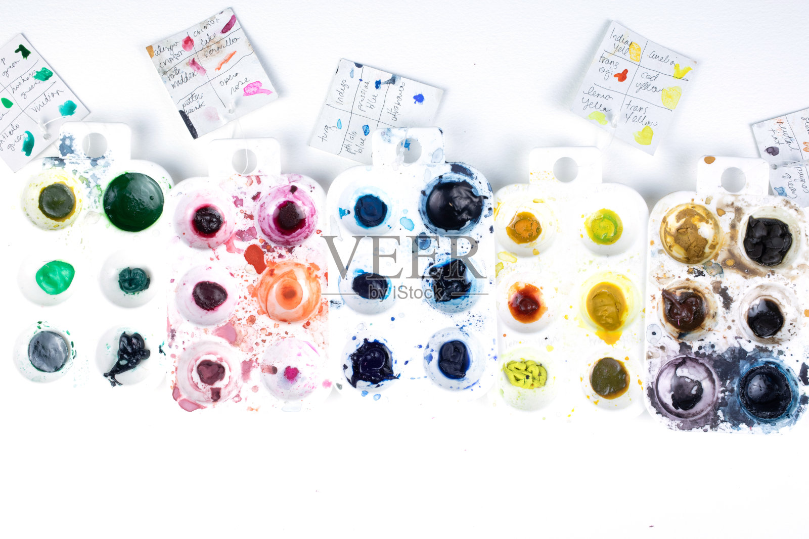 水彩画托盘。照片摄影图片