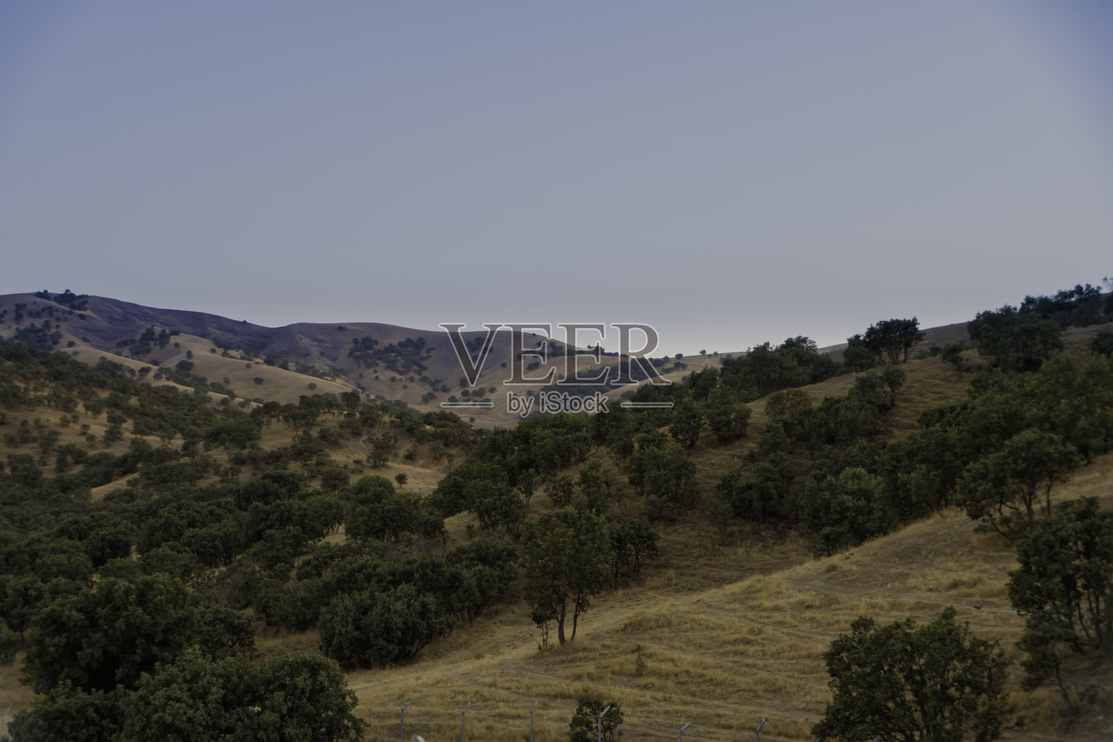 2018年夏季的库尔德斯坦照片摄影图片