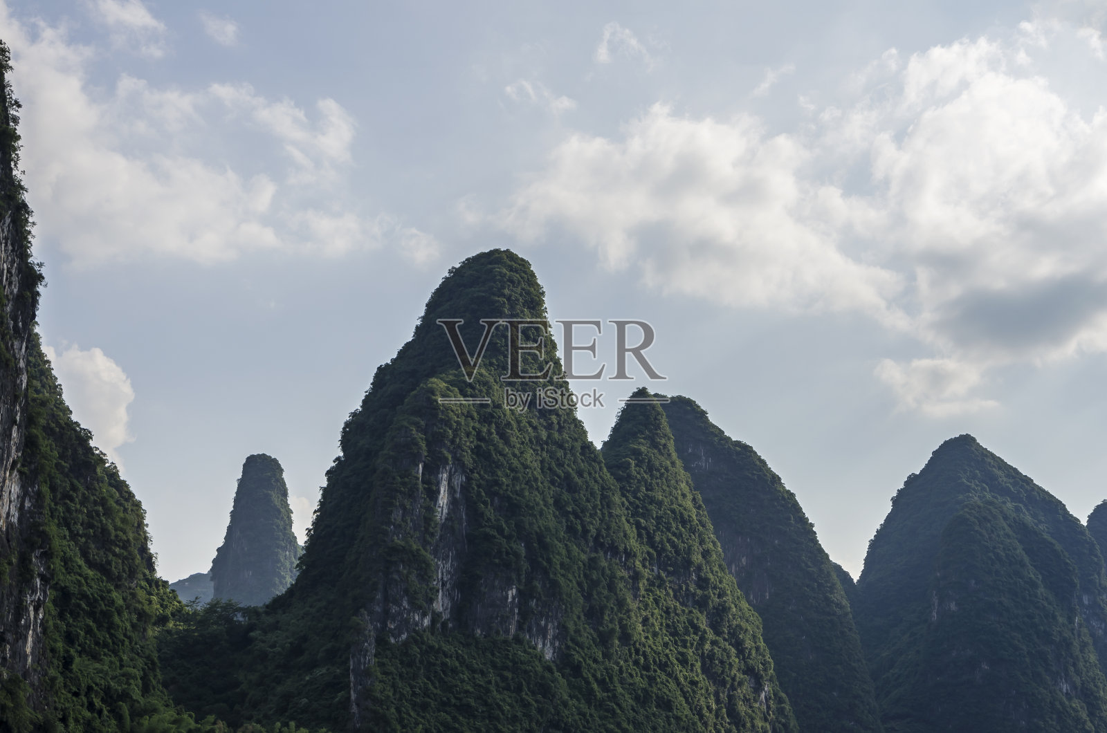 山春季景观照片摄影图片