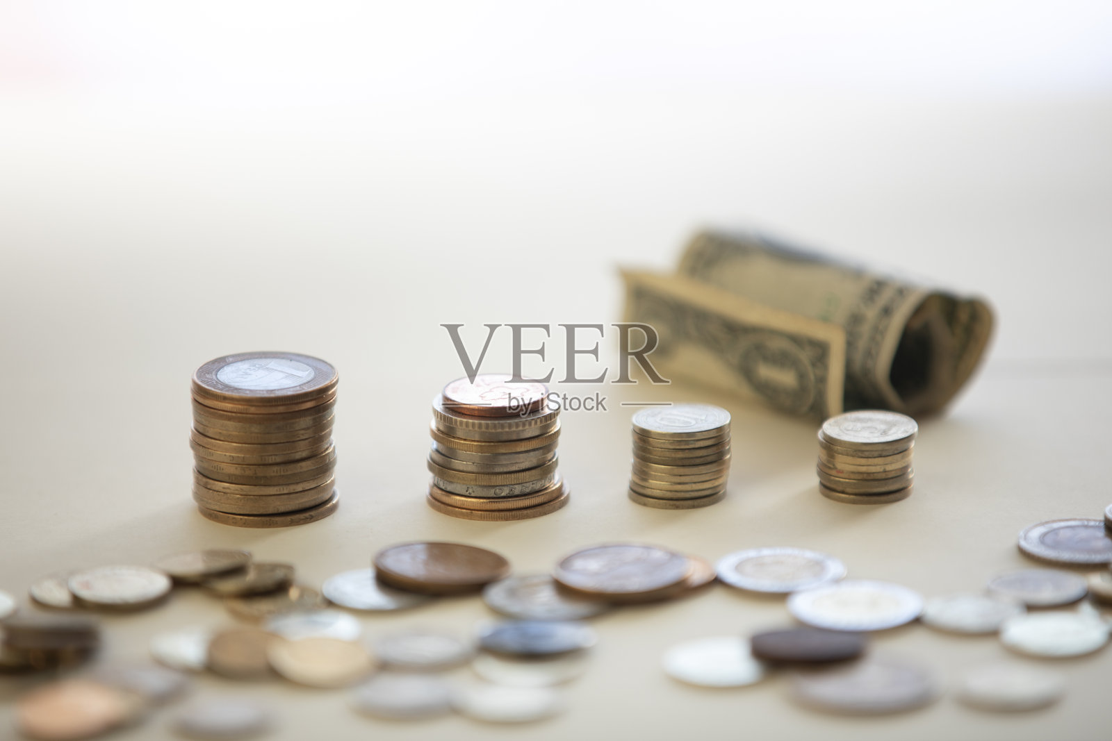 美元欧元硬币照片摄影图片