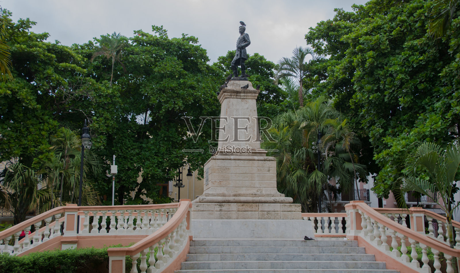 墨西哥梅里达伊达尔戈公园照片摄影图片