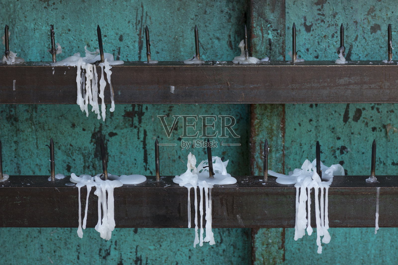 燃烧过的蜡烛碎片照片摄影图片