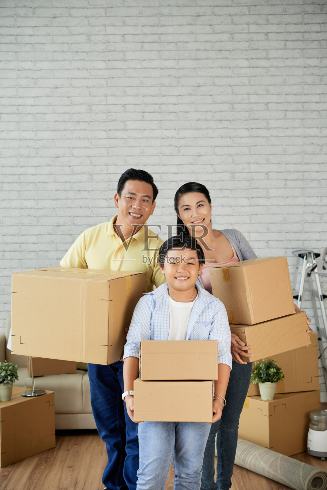 家庭搬出去照片摄影图片