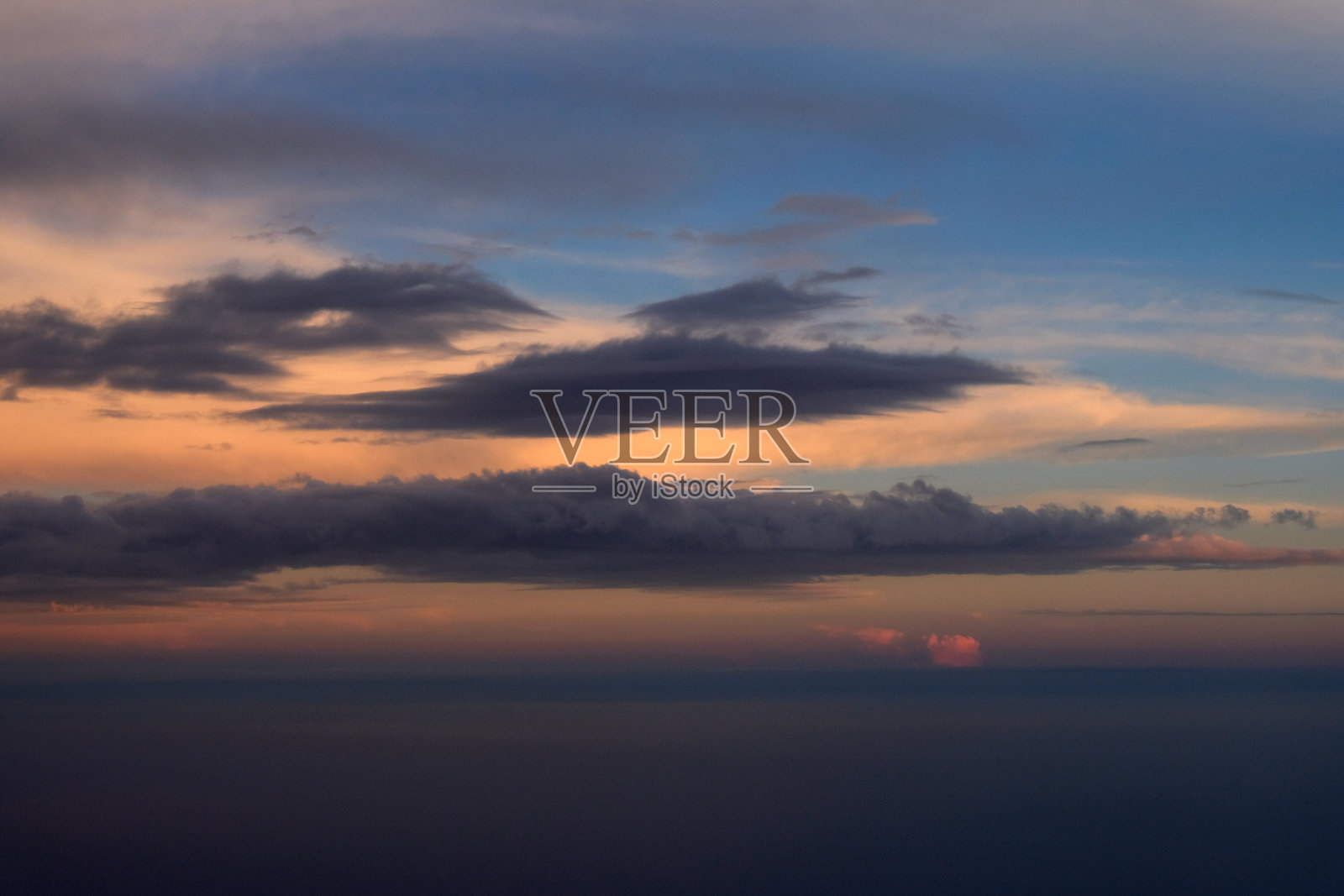 蓝天云背景照片摄影图片