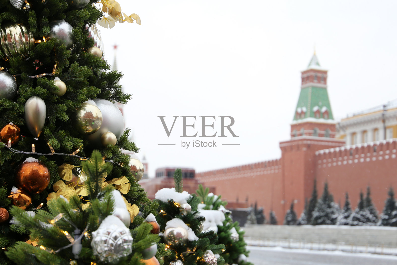 俄罗斯的新年庆祝活动,莫斯科红场的圣诞树照片摄影图片