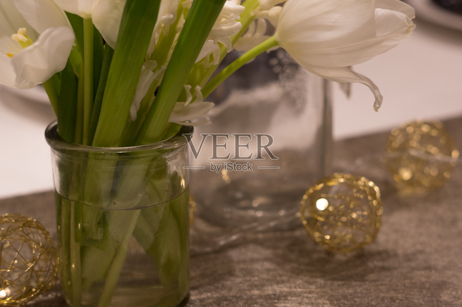 布置餐桌照片摄影图片