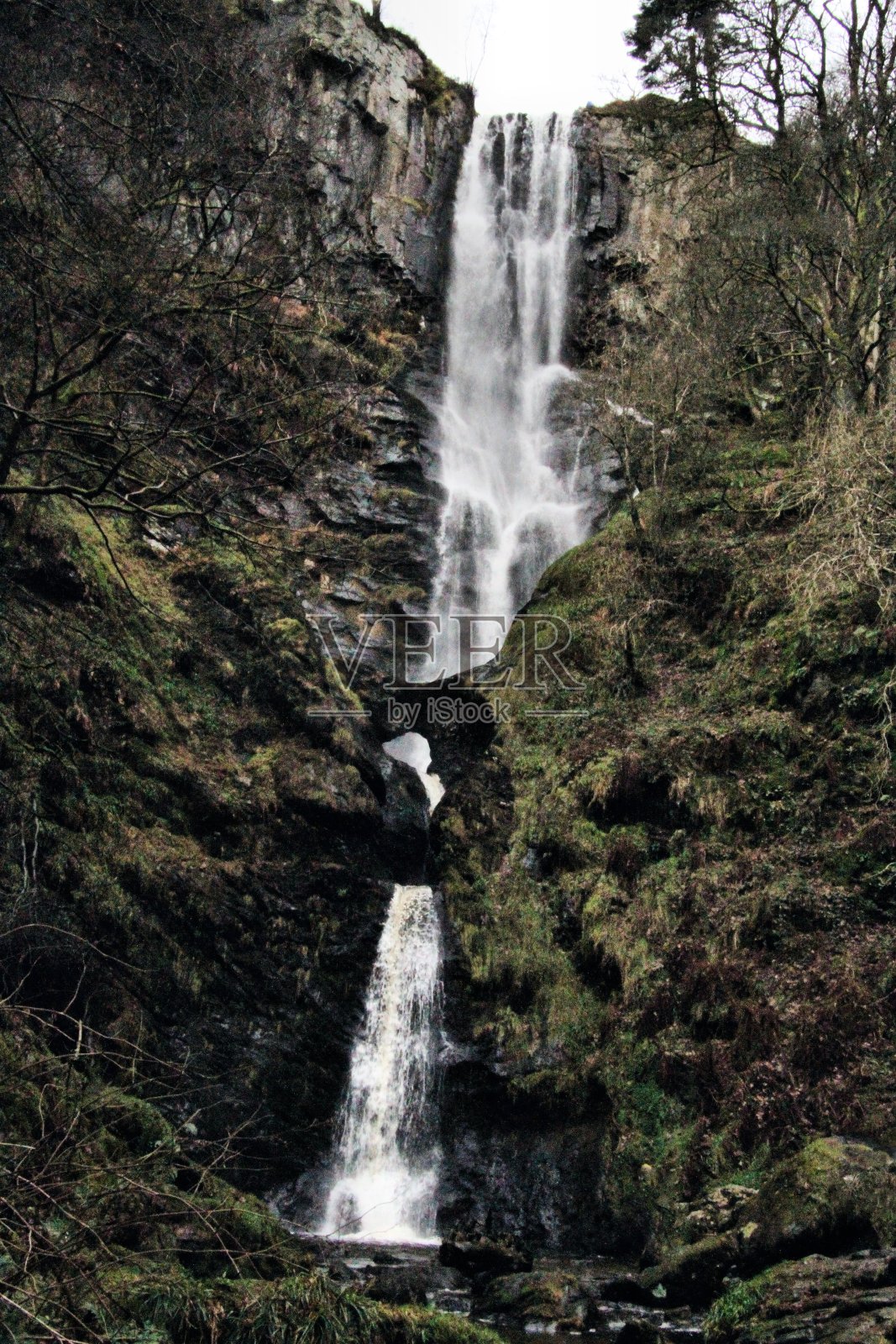 Pistyll Rhaeadr瀑布的图片照片摄影图片