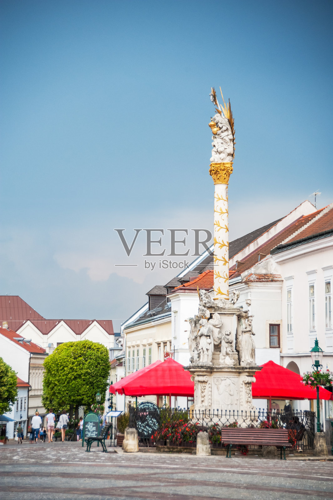 铁城和圣母岩照片摄影图片