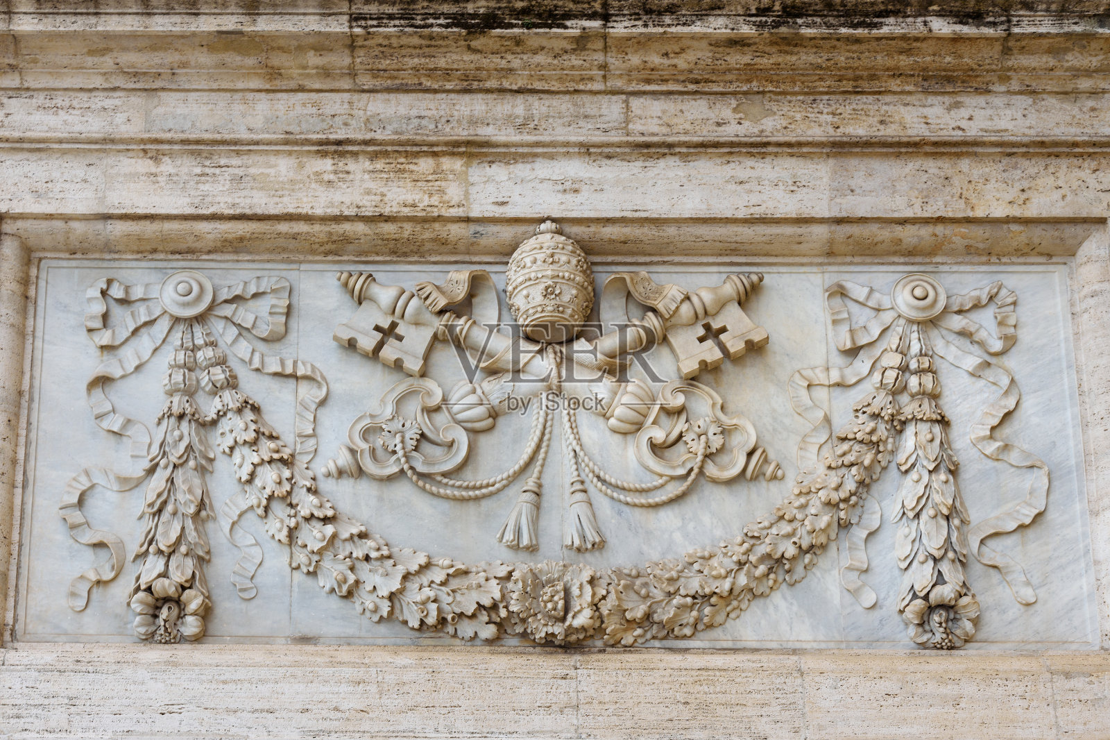 位于拉特兰诺的圣乔瓦尼教堂正面的细节。罗马。意大利照片摄影图片