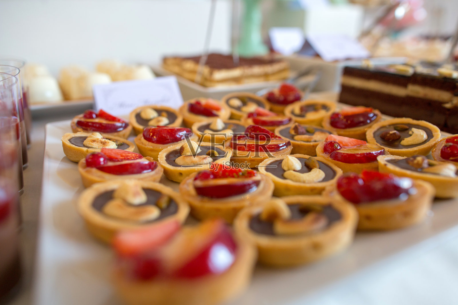 婚礼上美味的糖果棒照片摄影图片