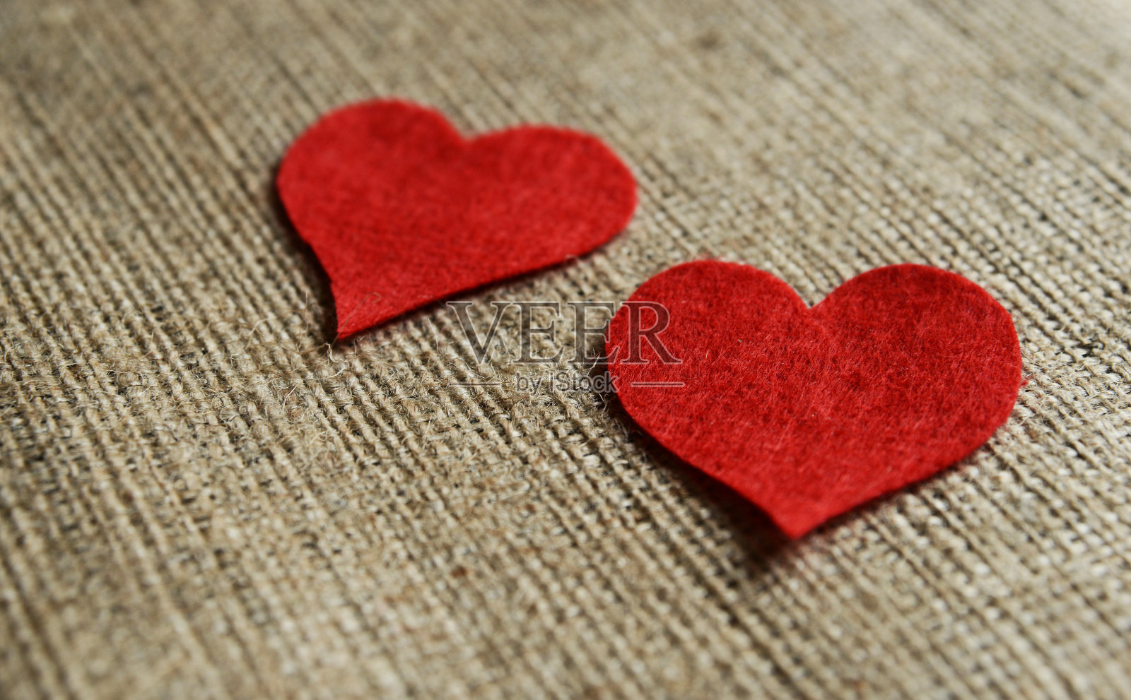 两颗心和爱照片摄影图片