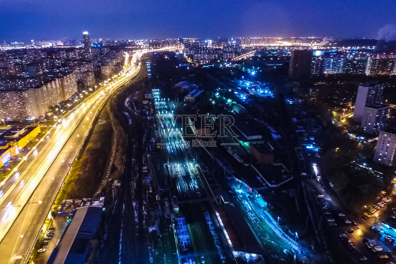 夜晚的莫斯科,夜晚城市的灯光。照片摄影图片