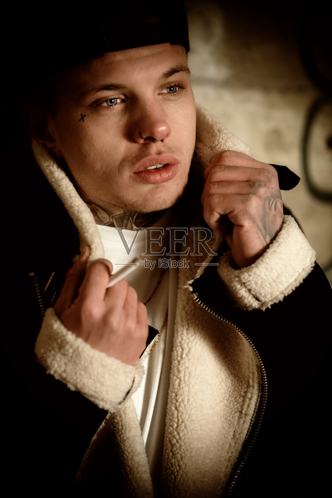 男性时装模特照片摄影图片