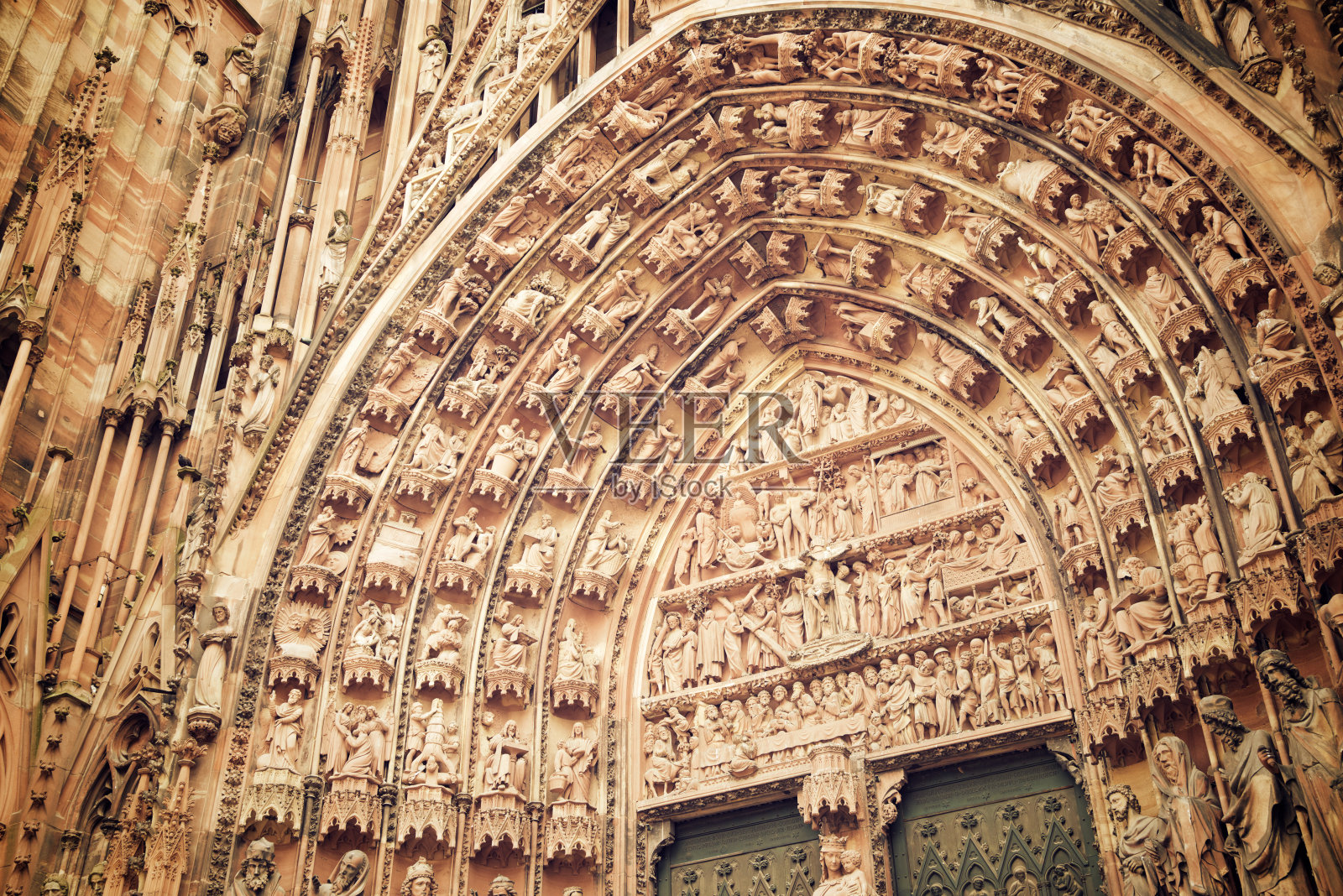 在斯特拉斯堡大教堂照片摄影图片