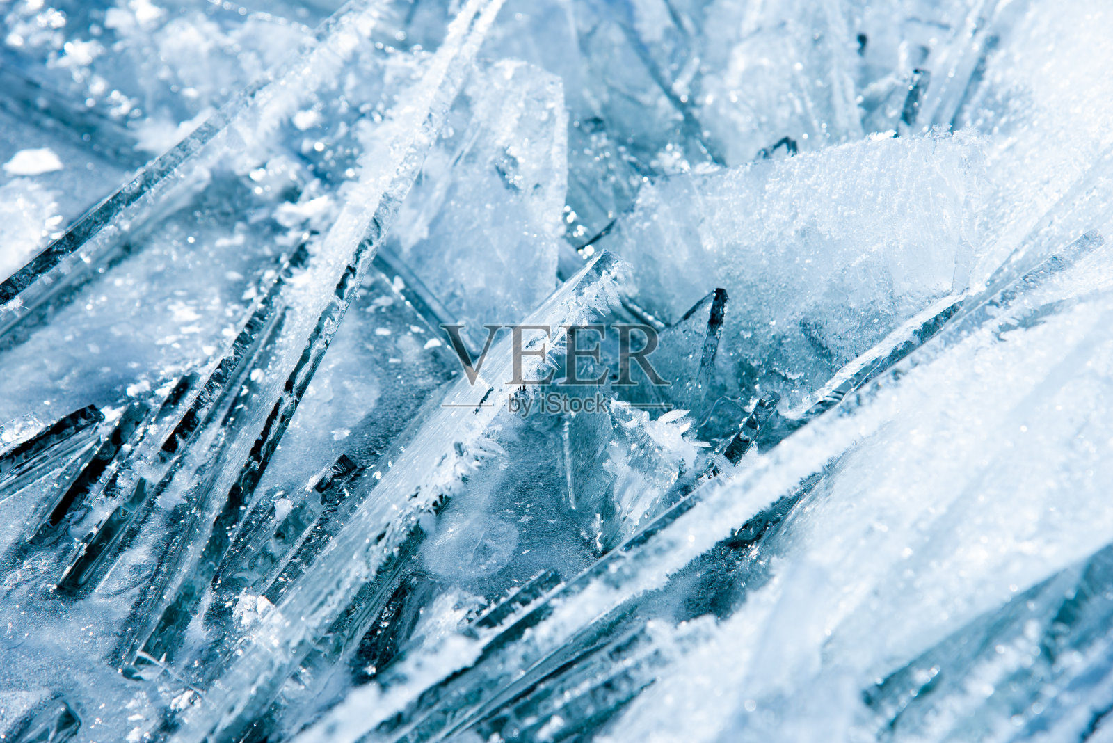 苏必利尔湖上的碎冰照片摄影图片