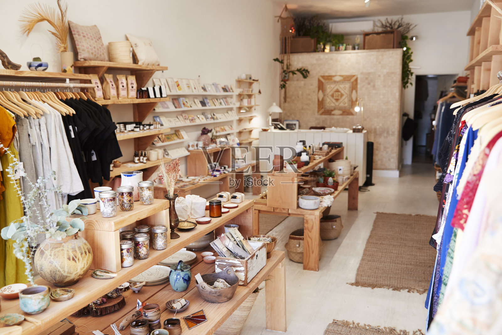 没有顾客的独立礼品时尚店内部照片摄影图片
