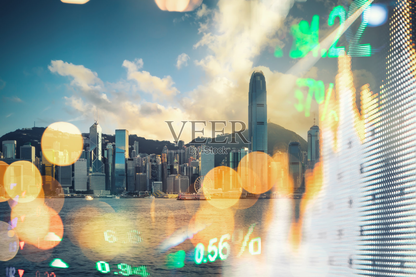 香港金融展示板和香港城市景观背景照片摄影图片