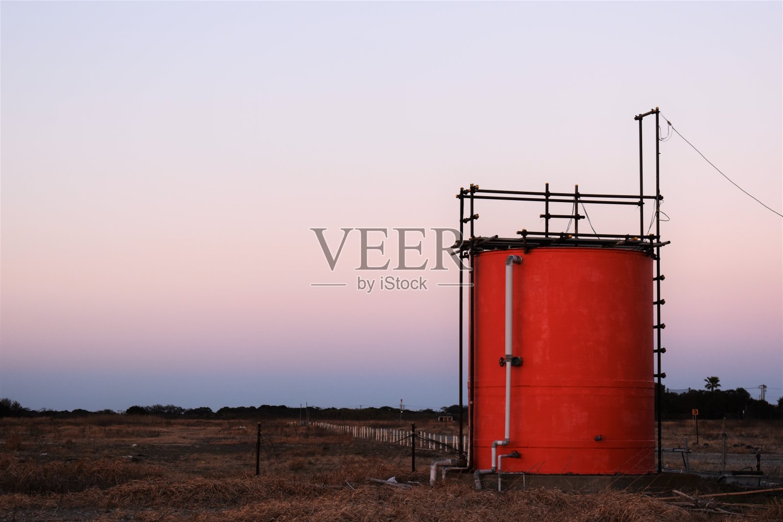 红罐照片摄影图片