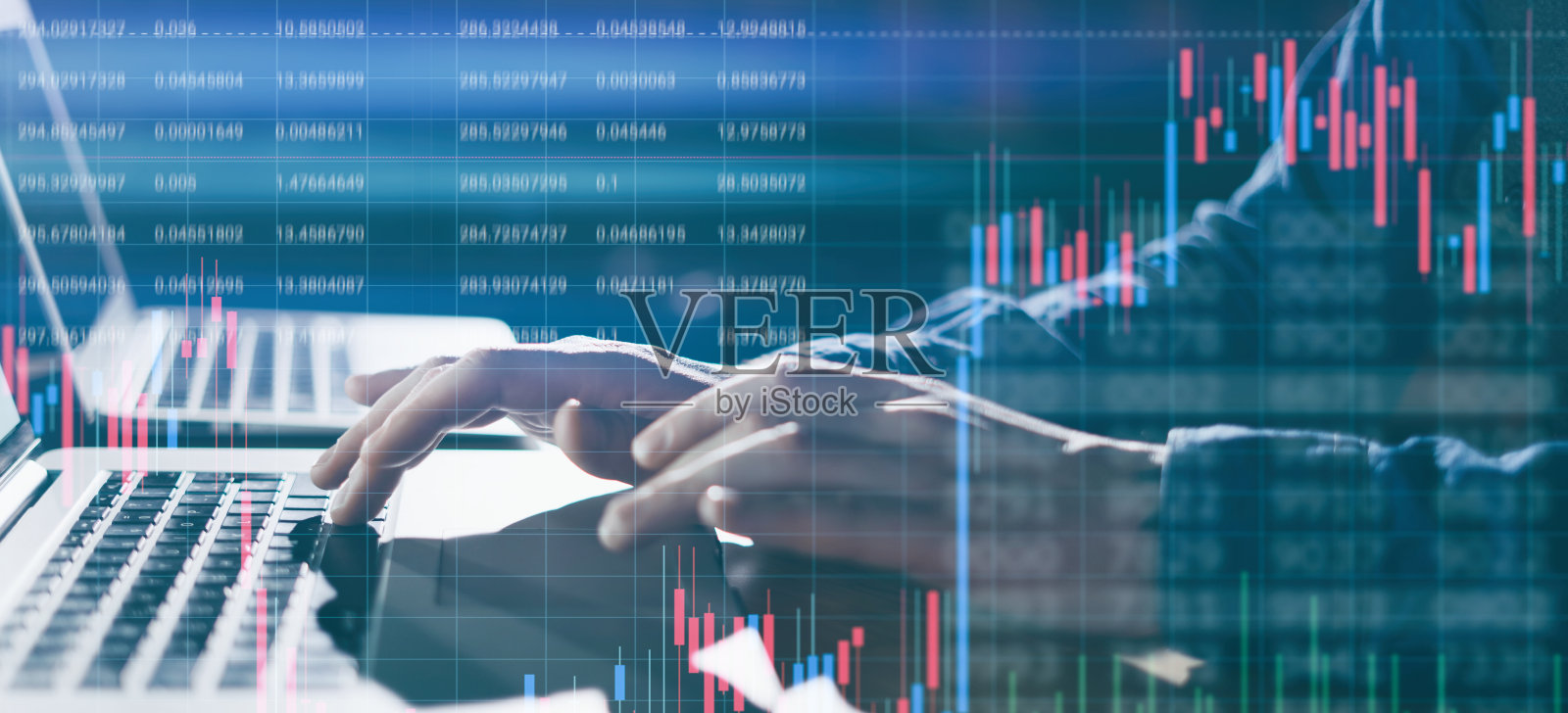 交易员在工作照片摄影图片